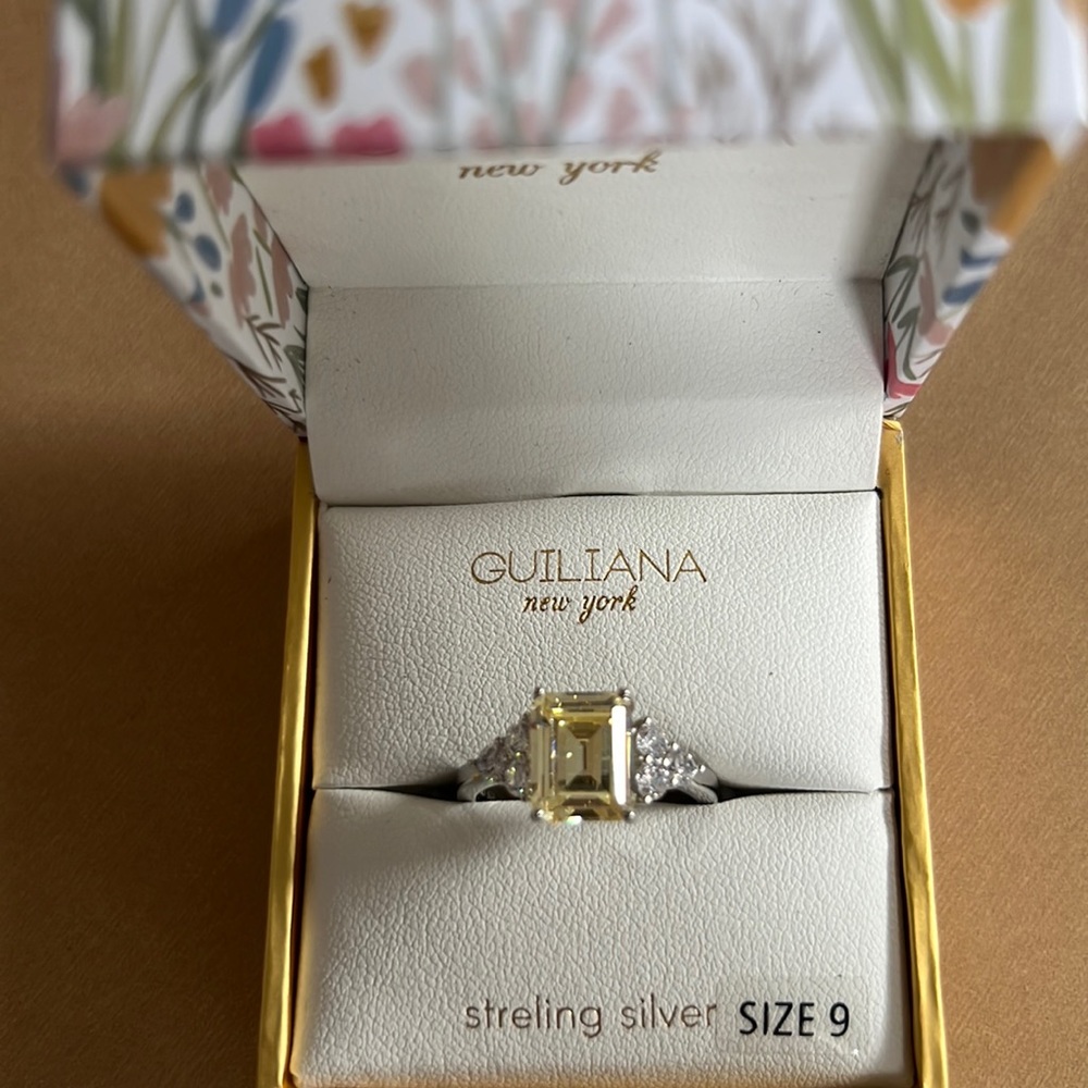 Guiliana New York Ring Size 9